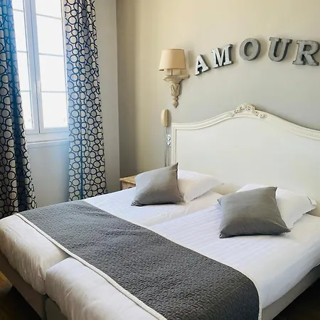 Hotel Restaurant De La Tour Sanary-sur-Mer
