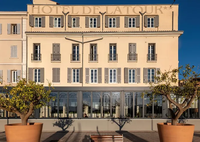 Restaurant De La Tour Sanary-sur-Mer