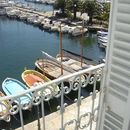 Restaurant De La Tour