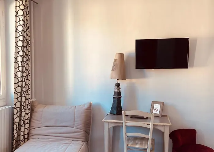 Restaurant De La Tour